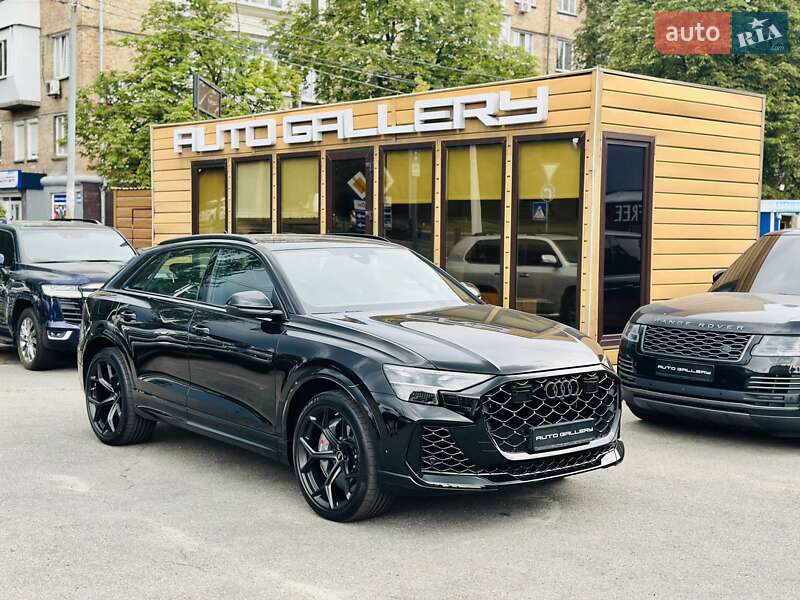 Внедорожник / Кроссовер Audi RS Q8 2025 в Киеве
