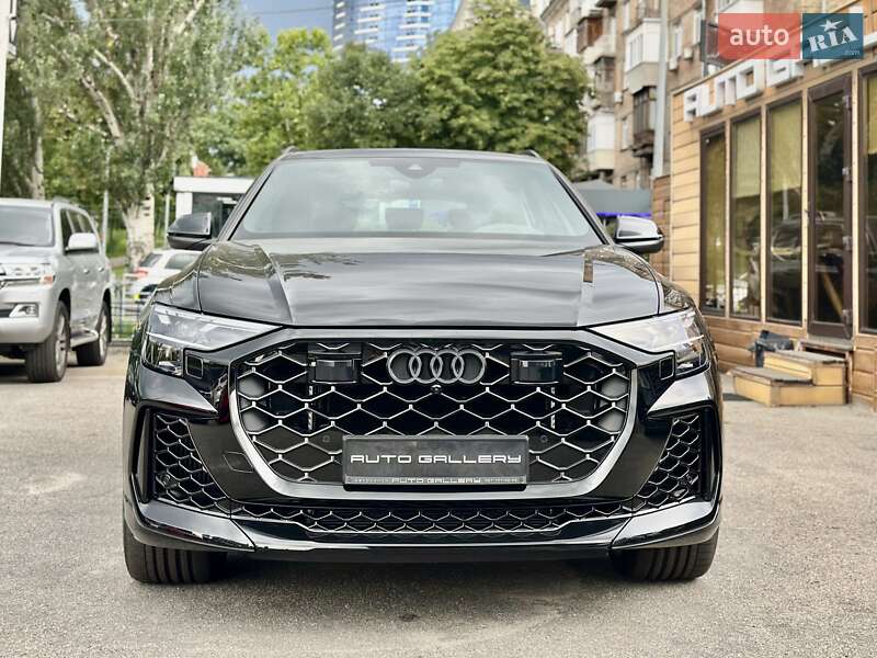 Внедорожник / Кроссовер Audi RS Q8 2025 в Киеве