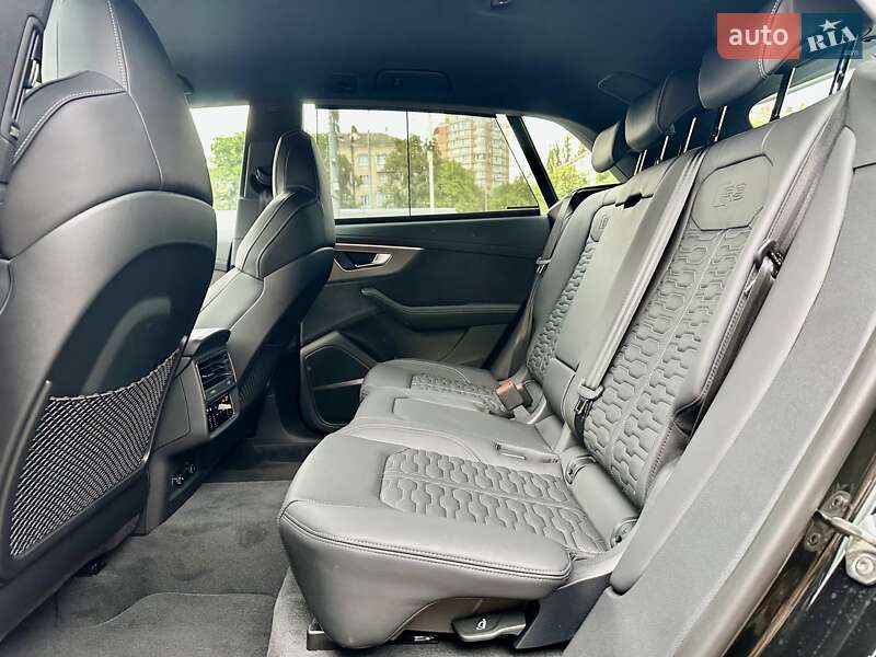 Внедорожник / Кроссовер Audi RS Q8 2025 в Киеве