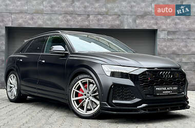Внедорожник / Кроссовер Audi RS Q8 2020 в 