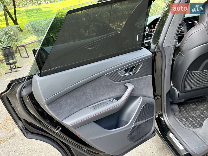 Внедорожник / Кроссовер Audi RS Q8 2025 в Киеве