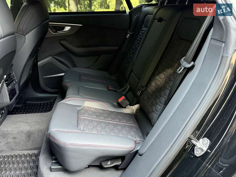 Внедорожник / Кроссовер Audi RS Q8 2025 в Киеве