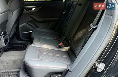 Позашляховик / Кросовер Audi RS Q8 2025 в 