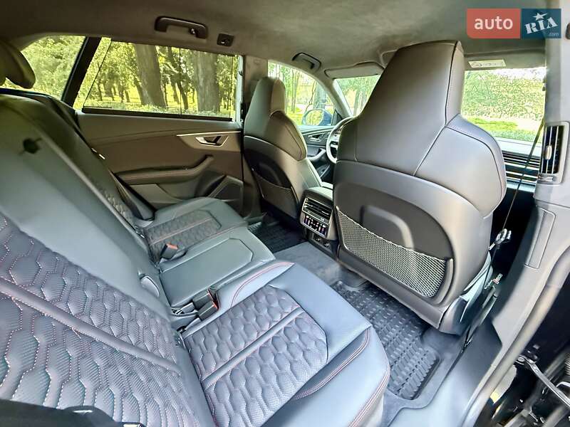 Внедорожник / Кроссовер Audi RS Q8 2025 в Киеве