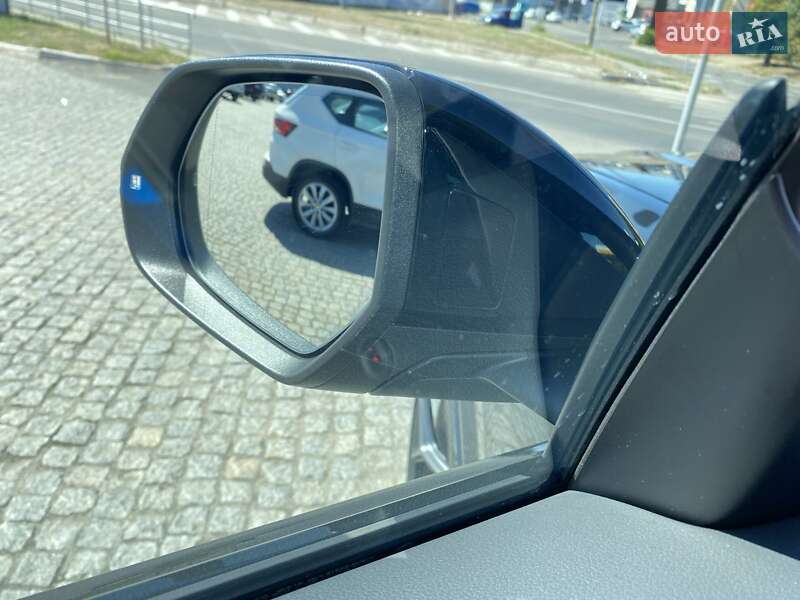 Внедорожник / Кроссовер Audi RS Q8 2025 в Днепре