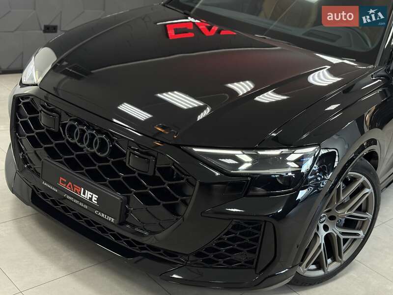 Внедорожник / Кроссовер Audi RS Q8 2024 в Тернополе