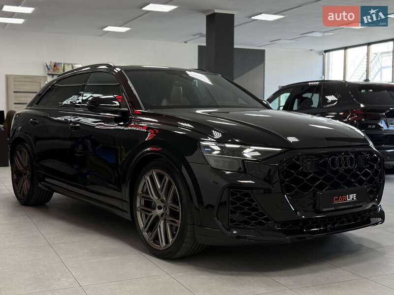 Внедорожник / Кроссовер Audi RS Q8 2024 в Тернополе