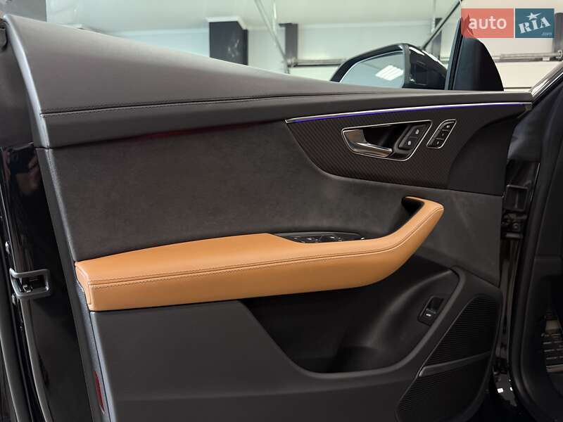 Внедорожник / Кроссовер Audi RS Q8 2024 в Тернополе