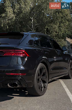 Внедорожник / Кроссовер Audi RS Q8 2021 в 