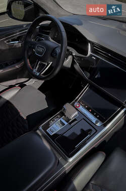 Внедорожник / Кроссовер Audi RS Q8 2021 в 