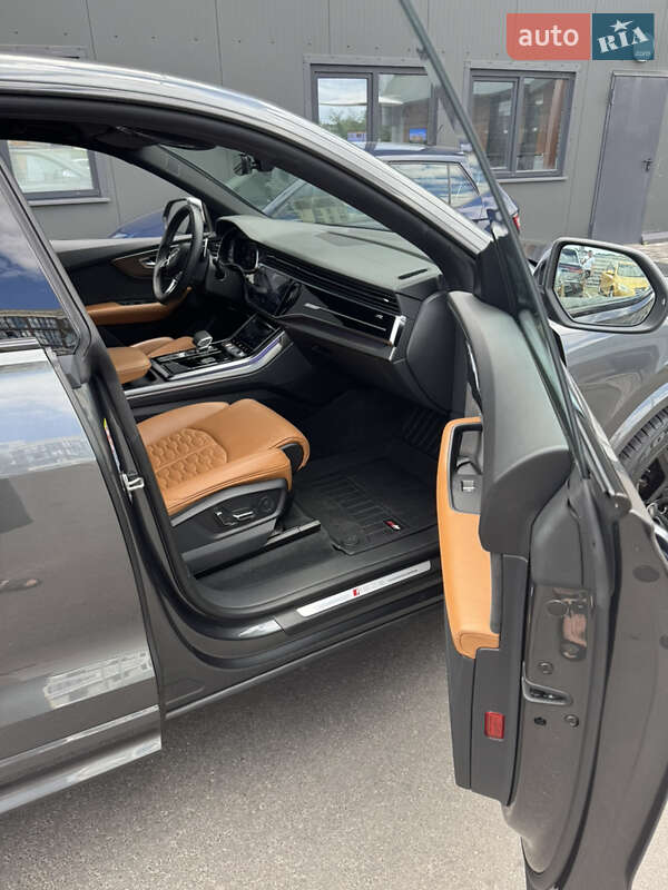 Внедорожник / Кроссовер Audi RS Q8 2022 в Киеве