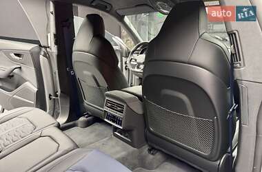 Внедорожник / Кроссовер Audi RS Q8 2025 в 