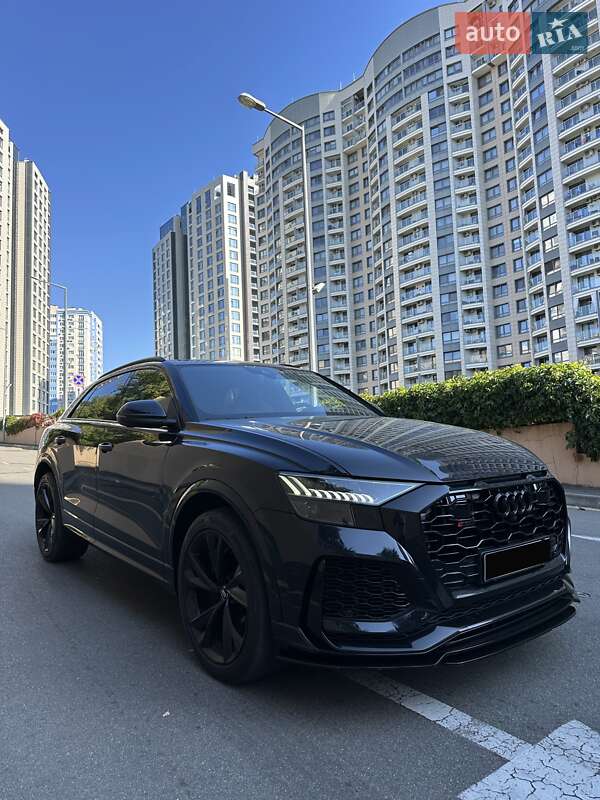 Внедорожник / Кроссовер Audi RS Q8 2021 в Киеве