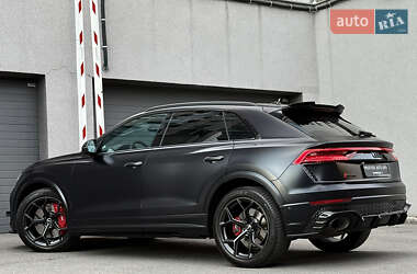 Внедорожник / Кроссовер Audi RS Q8 2020 в 