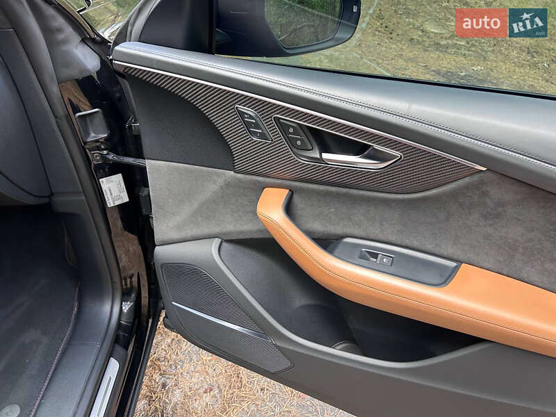 Позашляховик / Кросовер Audi RS Q8 2021 в Києві