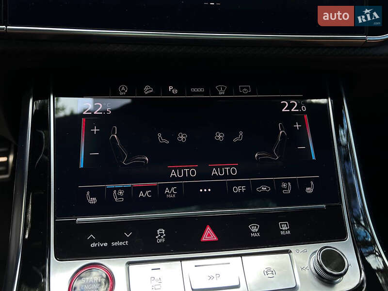 Позашляховик / Кросовер Audi RS Q8 2021 в Києві