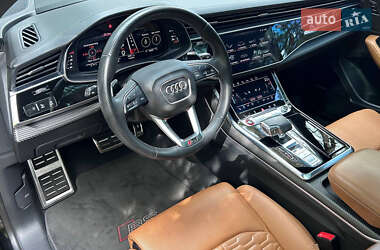 Позашляховик / Кросовер Audi RS Q8 2021 в 