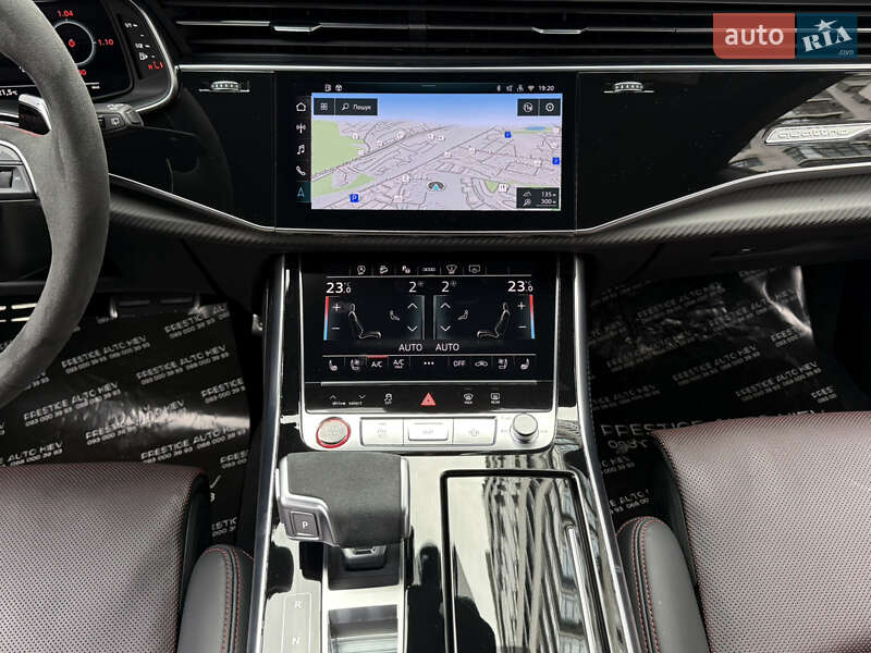 Внедорожник / Кроссовер Audi RS Q8 2024 в Киеве