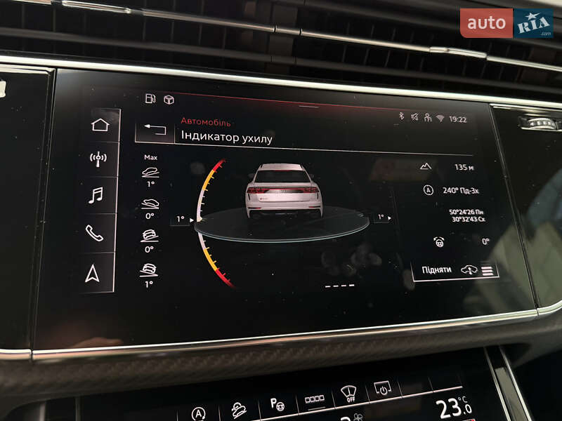 Внедорожник / Кроссовер Audi RS Q8 2024 в Киеве
