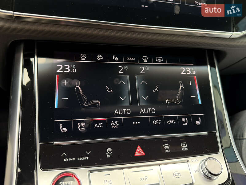 Внедорожник / Кроссовер Audi RS Q8 2024 в Киеве