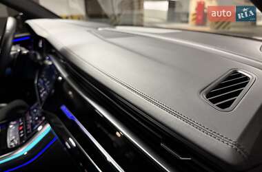 Позашляховик / Кросовер Audi RS Q8 2020 в 