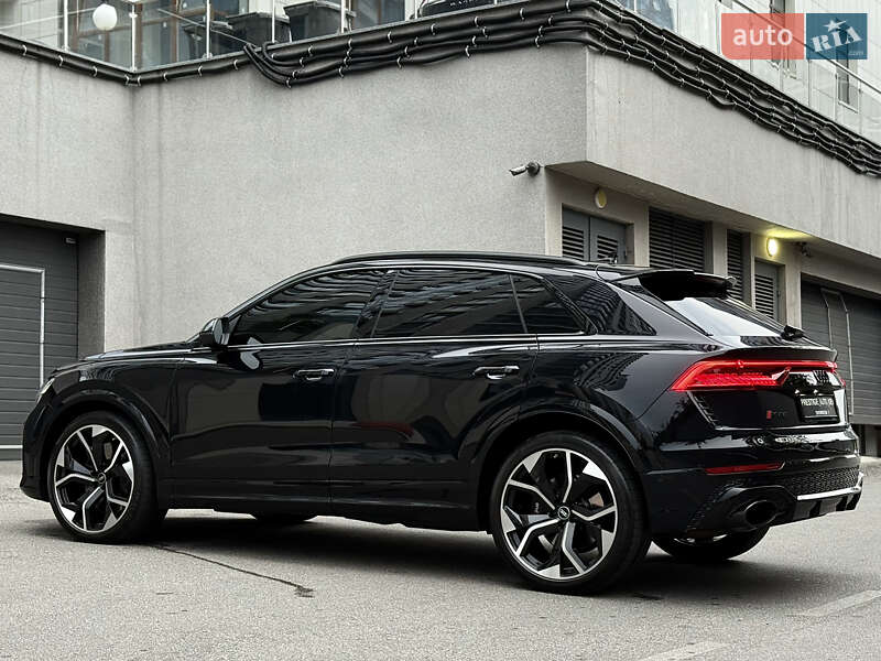 Позашляховик / Кросовер Audi RS Q8 2020 в Києві