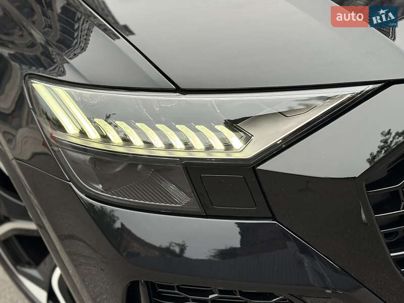 Позашляховик / Кросовер Audi RS Q8 2020 в Києві