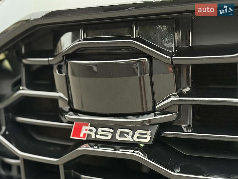 Позашляховик / Кросовер Audi RS Q8 2020 в Києві