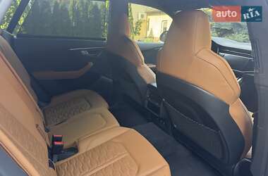 Внедорожник / Кроссовер Audi RS Q8 2020 в 