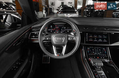 Позашляховик / Кросовер Audi RS Q8 2023 в 