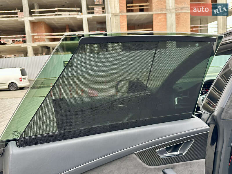 Внедорожник / Кроссовер Audi RS Q8 2020 в Киеве фото 60 Внедорожник / Кроссовер Audi RS Q8 2020 в Киеве