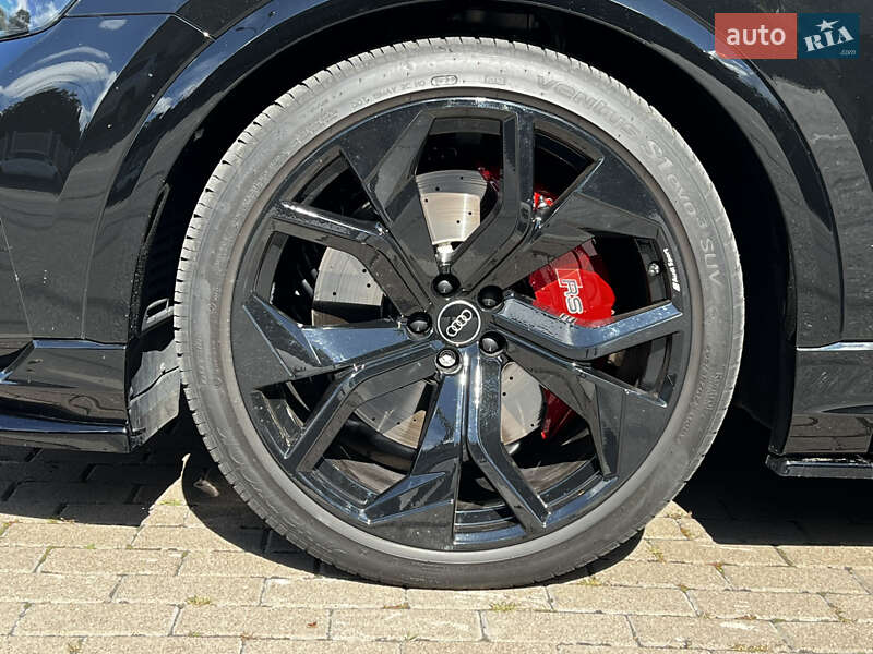Позашляховик / Кросовер Audi RS Q8 2023 в Києві