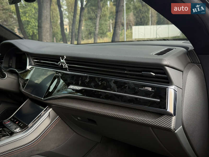 Внедорожник / Кроссовер Audi RS Q8 2021 в Чернигове
