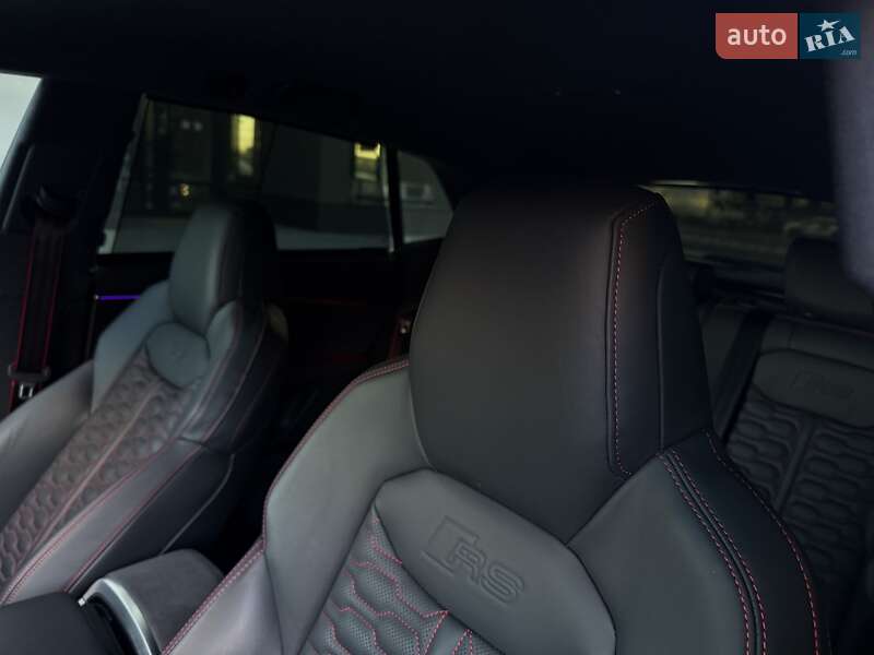 Позашляховик / Кросовер Audi RS Q8 2023 в Києві