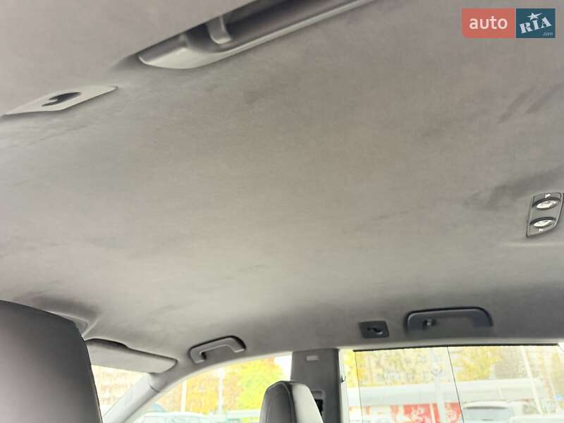 Внедорожник / Кроссовер Audi RS Q8 2025 в Киеве фото 32 Внедорожник / Кроссовер Audi RS Q8 2025 в Киеве