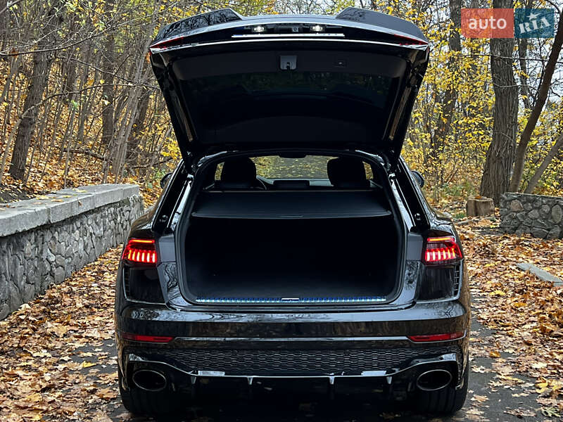 Внедорожник / Кроссовер Audi RS Q8 2023 в Киеве фото 26 Внедорожник / Кроссовер Audi RS Q8 2023 в Киеве