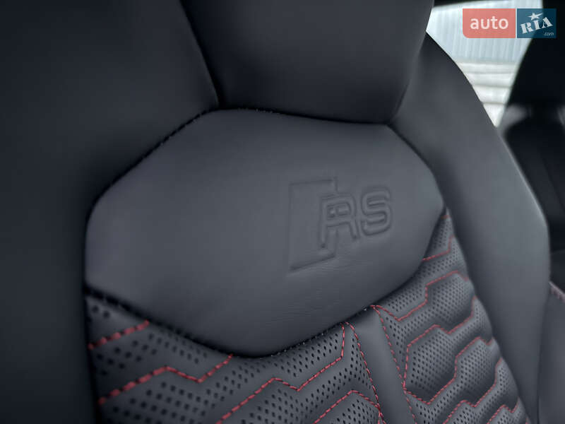 Внедорожник / Кроссовер Audi RS Q8 2020 в Киеве