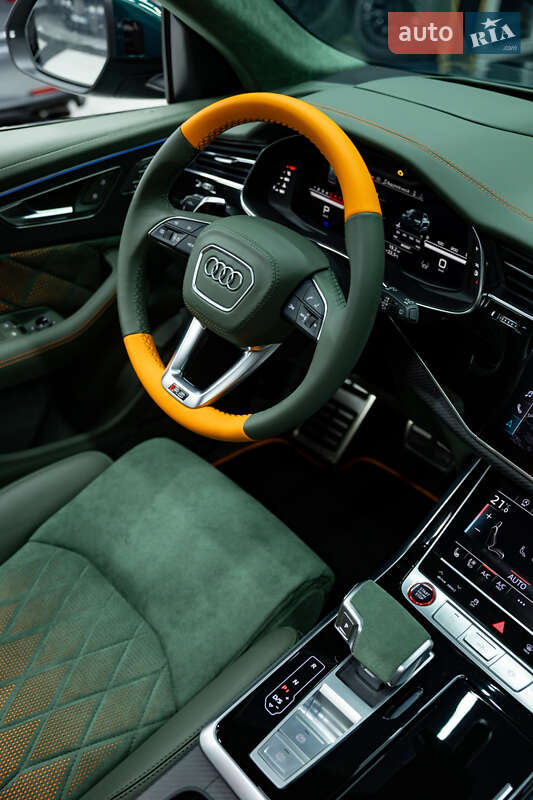Позашляховик / Кросовер Audi RS Q8 2025 в Дніпрі фото 15 Позашляховик / Кросовер Audi RS Q8 2025 в Дніпрі