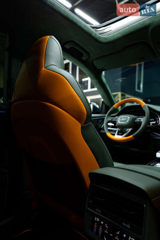 Позашляховик / Кросовер Audi RS Q8 2025 в Дніпрі фото 18 Позашляховик / Кросовер Audi RS Q8 2025 в Дніпрі