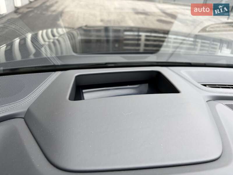 Внедорожник / Кроссовер Audi RS Q8 2023 в Киеве фото 47 Внедорожник / Кроссовер Audi RS Q8 2023 в Киеве