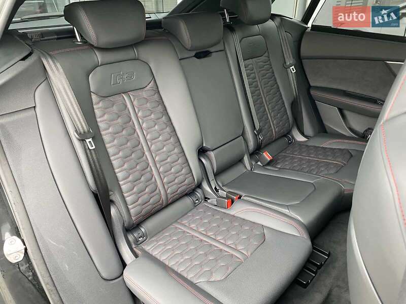 Внедорожник / Кроссовер Audi RS Q8 2025 в Днепре фото 29 Внедорожник / Кроссовер Audi RS Q8 2025 в Днепре