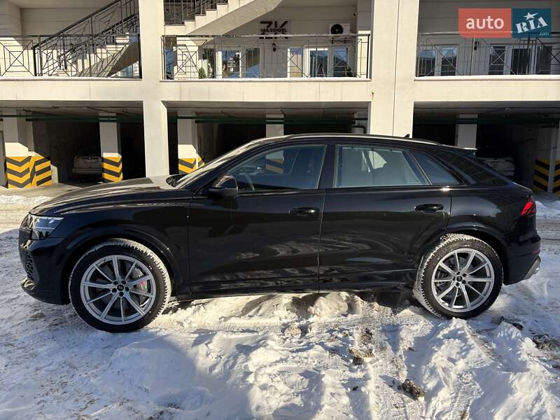 Внедорожник / Кроссовер Audi RS Q8 2025 в Киеве