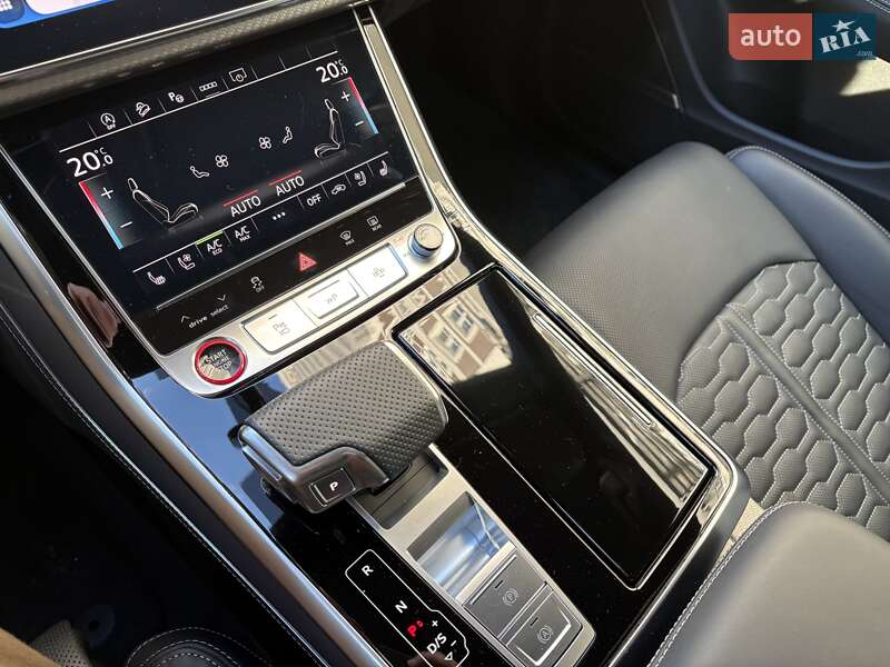 Внедорожник / Кроссовер Audi RS Q8 2025 в Киеве