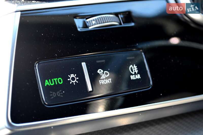 Внедорожник / Кроссовер Audi RS Q8 2021 в Одессе фото 25 Внедорожник / Кроссовер Audi RS Q8 2021 в Одессе