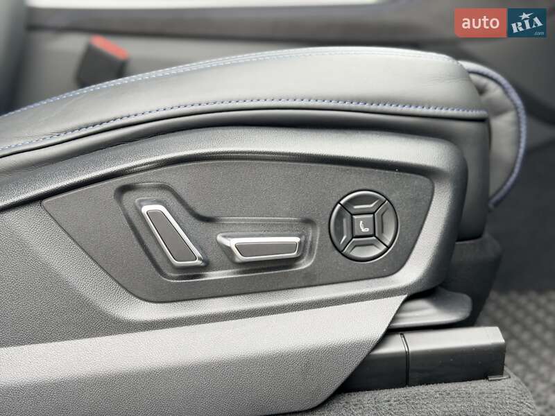 Внедорожник / Кроссовер Audi RS Q8 2025 в Киеве фото 14 Внедорожник / Кроссовер Audi RS Q8 2025 в Киеве