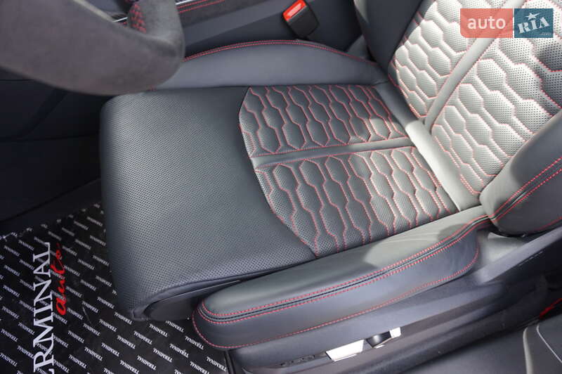 Позашляховик / Кросовер Audi RS Q8 2020 в Одесі