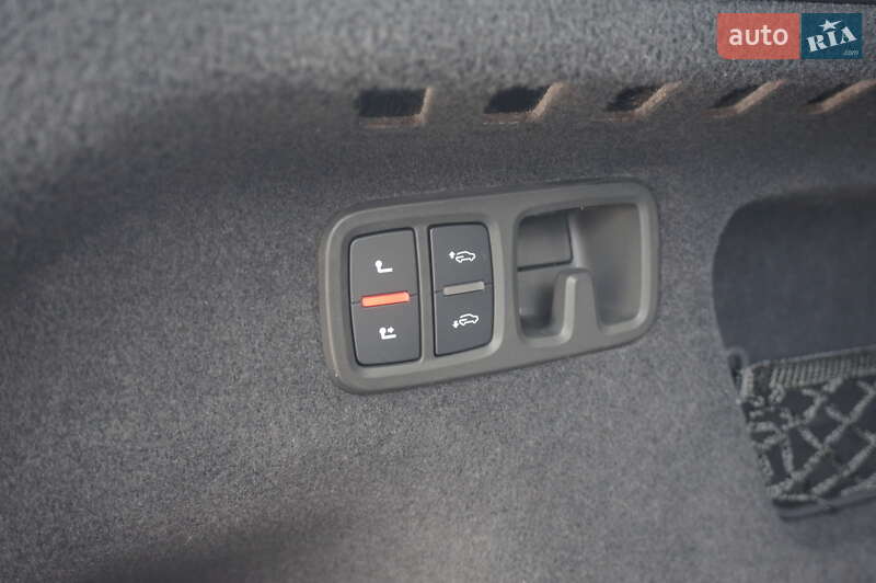 Позашляховик / Кросовер Audi RS Q8 2020 в Одесі