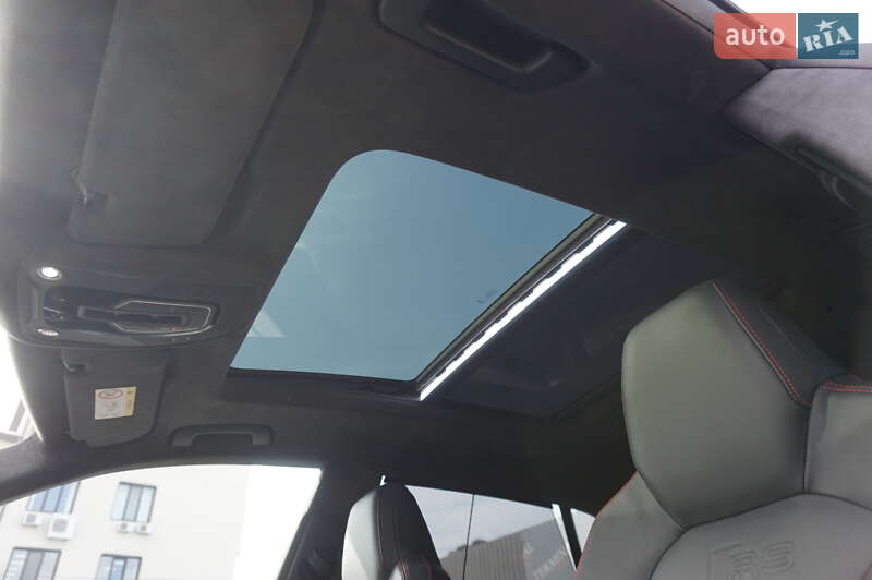 Позашляховик / Кросовер Audi RS Q8 2020 в Одесі