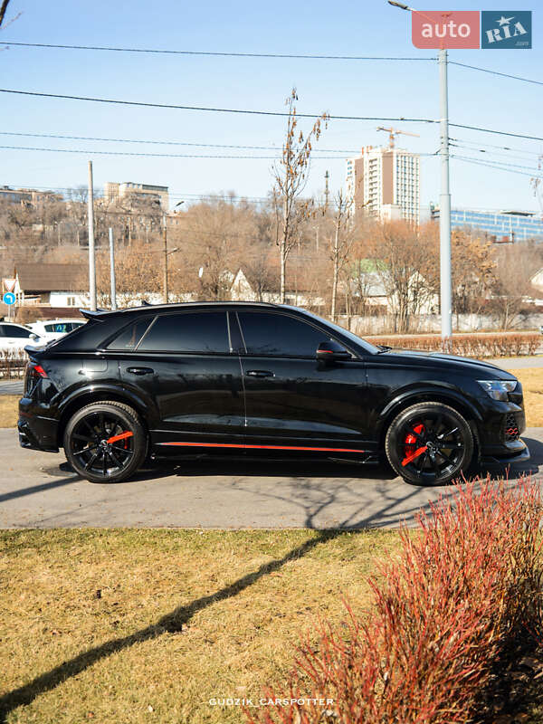 Внедорожник / Кроссовер Audi RS Q8 2025 в Днепре