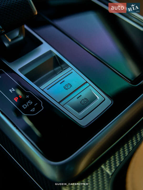Внедорожник / Кроссовер Audi RS Q8 2025 в Днепре